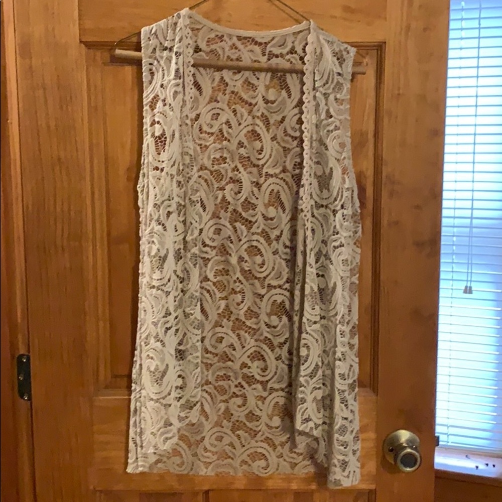 Medium cream crocheted vest